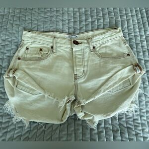 One by one teaspoon Bandits tan white creme jean shorts, size 25